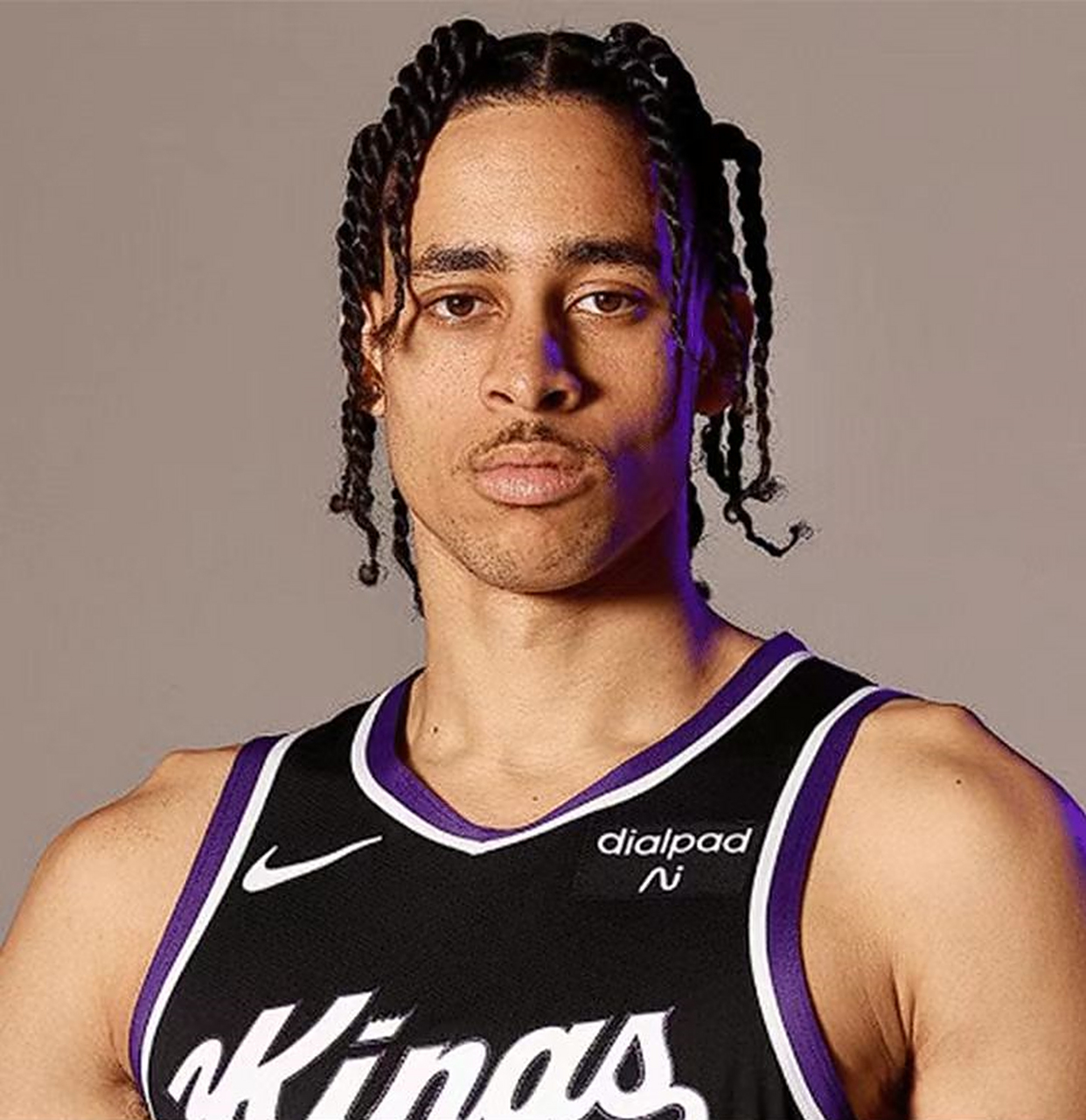 今晚波特兰开拓者调整名单以备欧联，再遭质疑环节打磨，赛场秩序良好，资深球员宣示担当的简单介绍